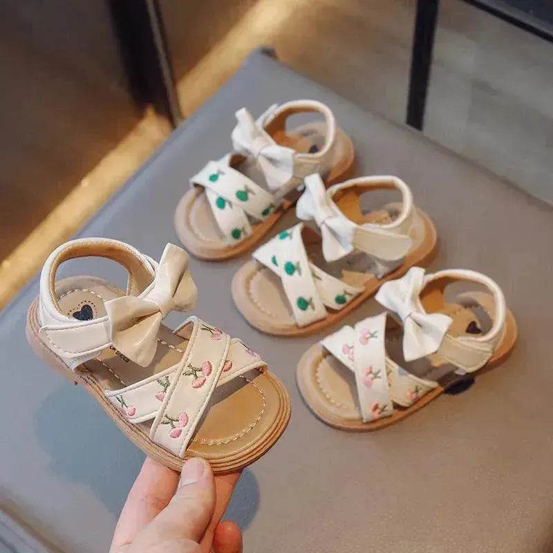 New Fashion Princess Shoes Soft Bottom Embroidered Shoes - EX-STOCK Canada