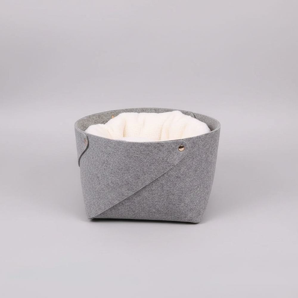 Cozy Enclosed Pet Bed – Windproof Removable Nest for Cats & Dogs (S/M) 