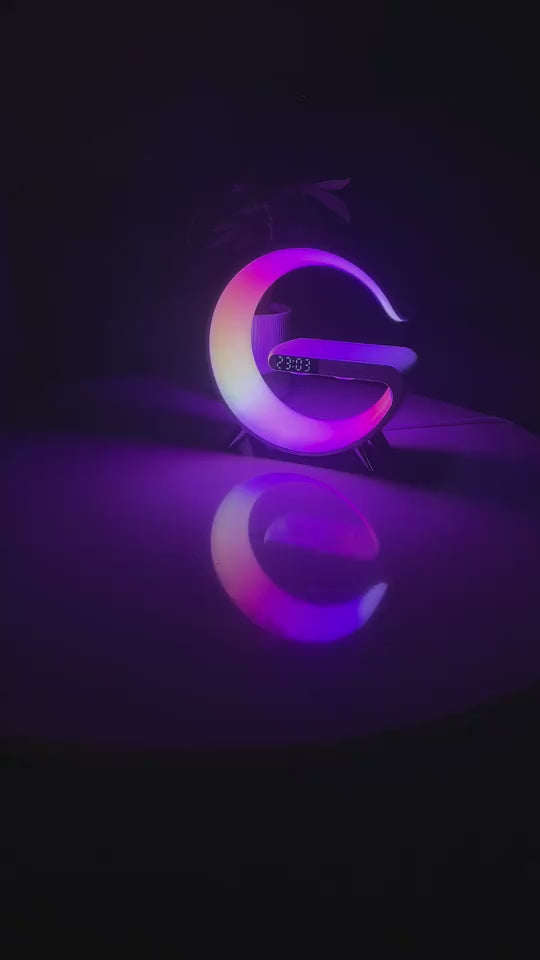 G-Shaped LED Lamp with Bluetooth Speaker & 15W Wireless Charger – App-Controlled Atmosphere Light for Bedroom