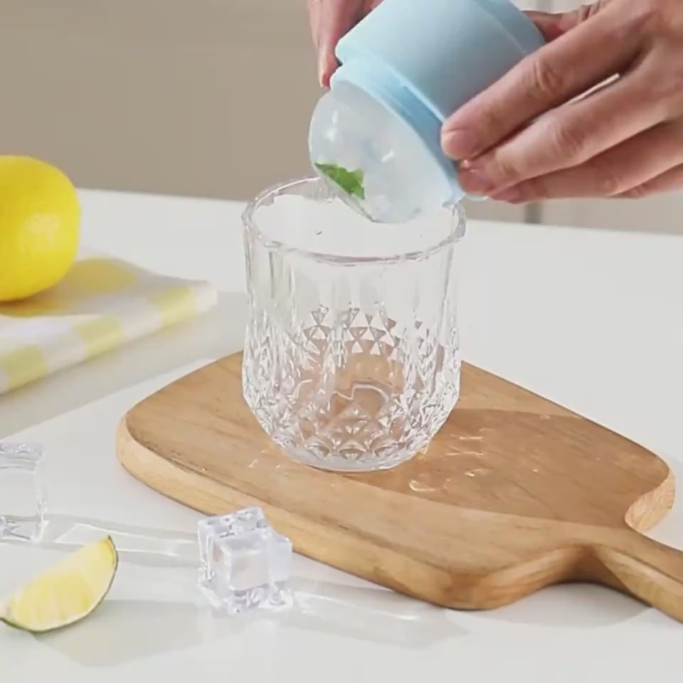 Ice Ball Mold – Quick-Freeze Sphere Maker for Cocktails & Whiskey Drinks