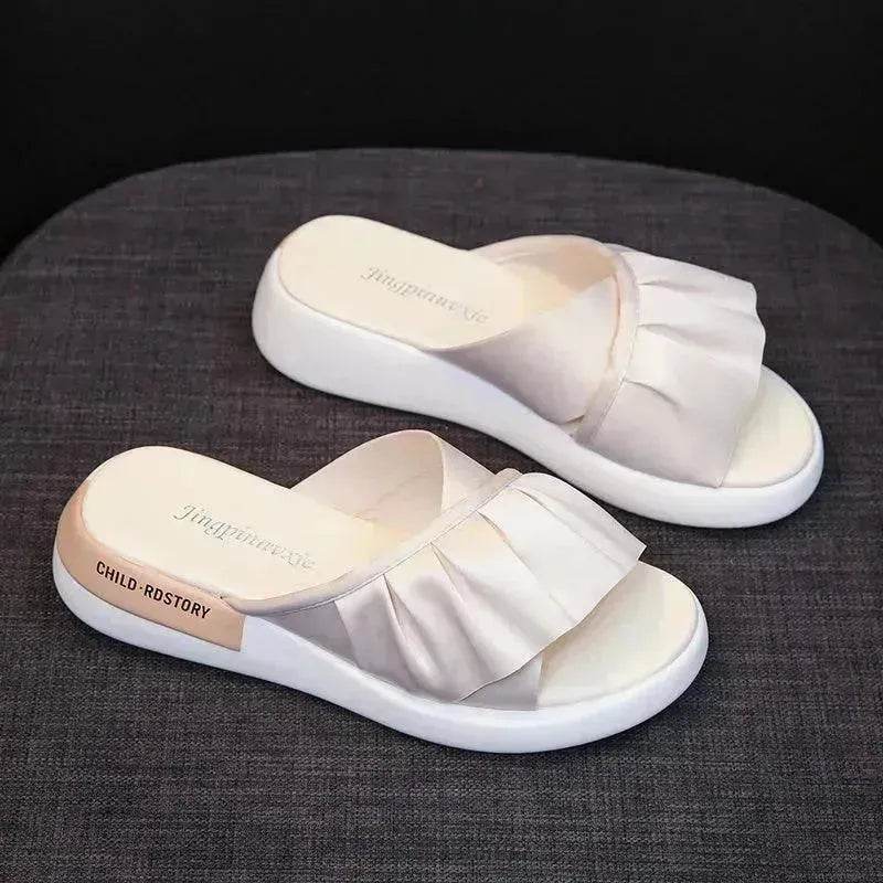 Sandals and slippers for women - EX-STOCK Canada