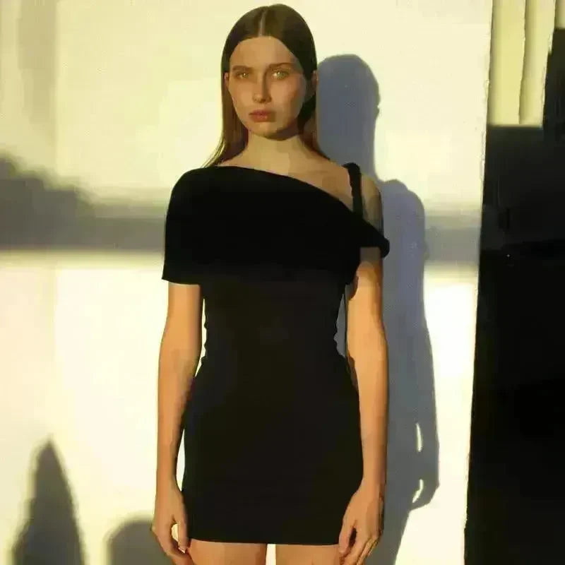 Women's Slim Hip Dress Summer Fashion One-shoulder Short Sleeve Solid Color Mini Dress - EX-STOCK CANADA